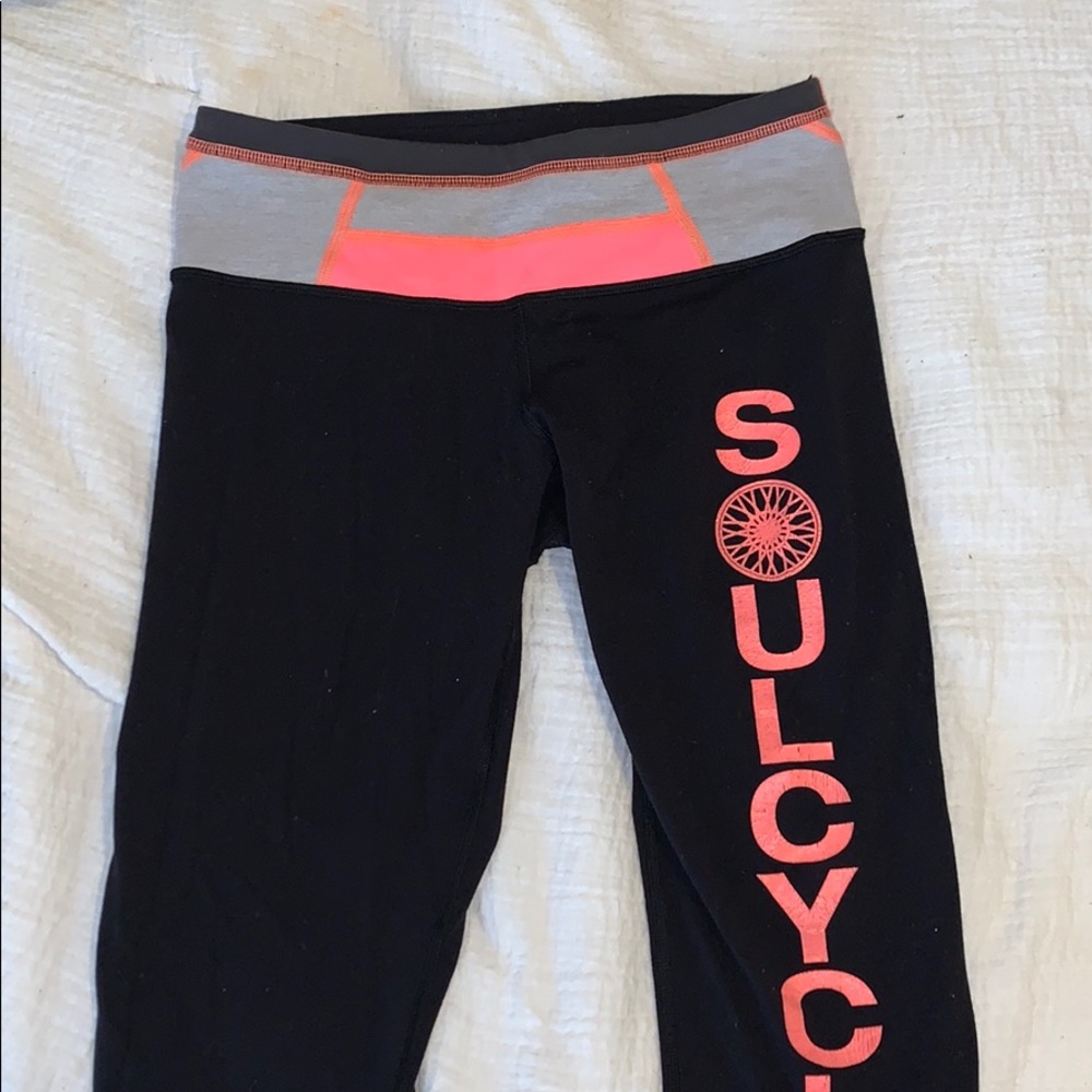 REVERSIBLE Lulu Lemon Soul Cycle leggings